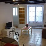Les Calaubys Nyaraló