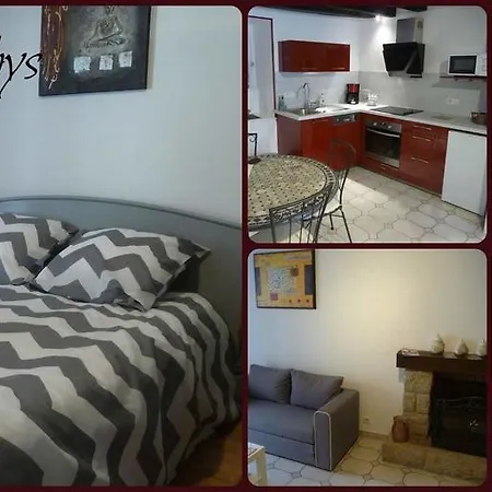 Les Calaubys Holiday home